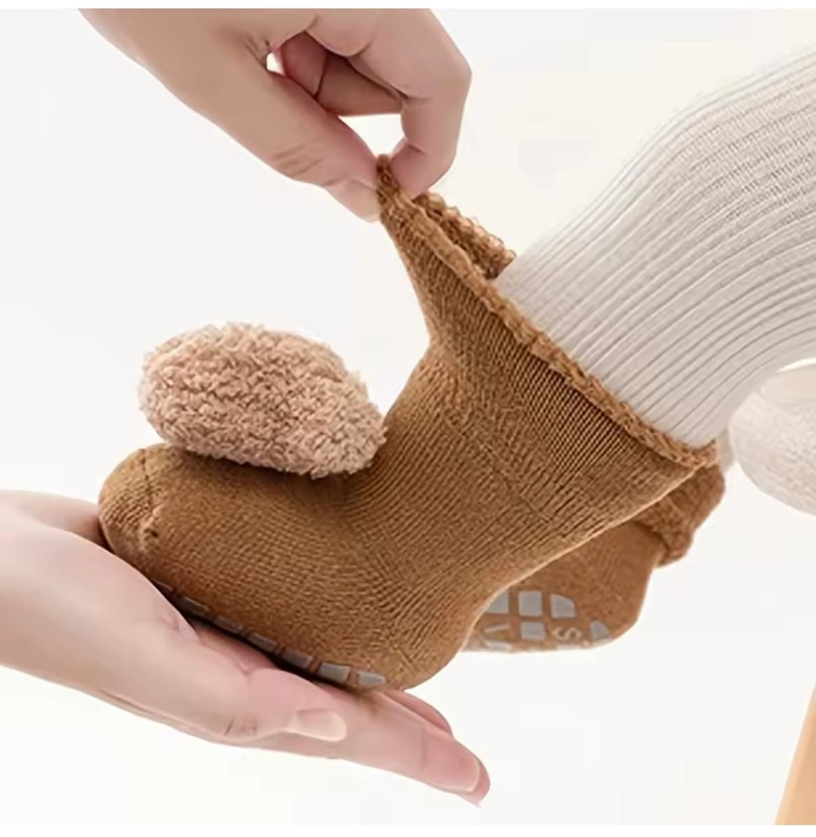 Misietki- zestaw (4 pary) uroczych skarpetek w czterech kolorach!